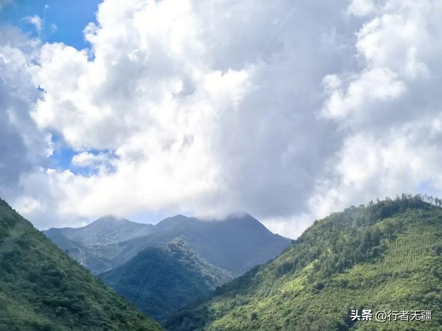 多彩贵州自驾游之荔波小七孔:山水秘境中的翡翠画卷