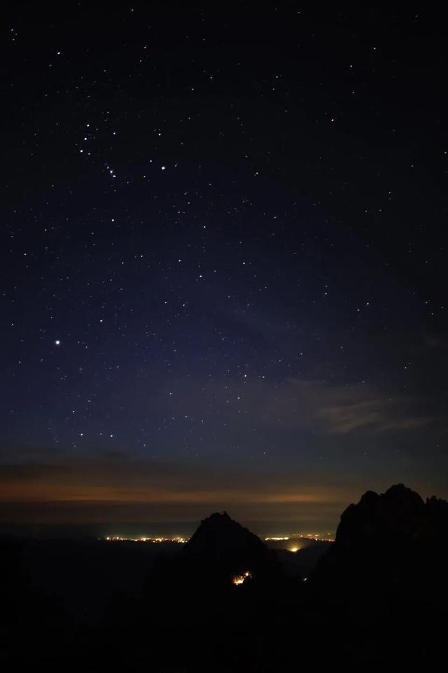 黄山绝美日出日落刷屏的背后，藏着一个错峰的黄金九月