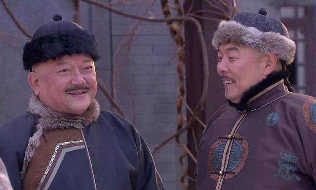 和珅出上联“三斤四两五花肉”，纪晓岚巧对下联，成为了经典佳对