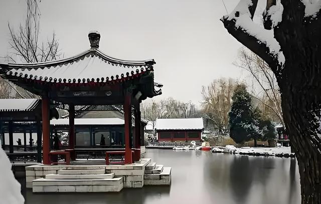 雪落京都，水墨天成