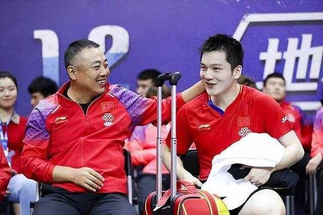 背叛国家？与刘国梁不和？人民日报的力挺，暴露了樊振东真实处境