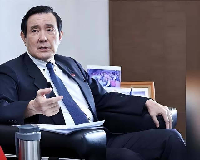 被大陆警告后，台当局改称洪秀柱无罪，没来北京的马英九却遭了难