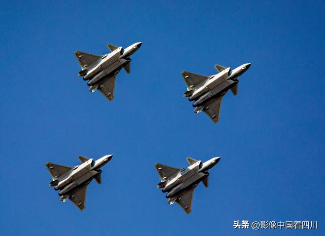 吉林长春：长春航空展上的大国重器