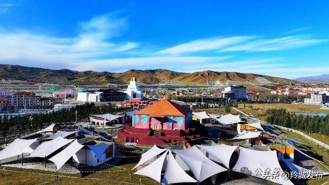 当周秋韵：雪山为伴 色彩作诗