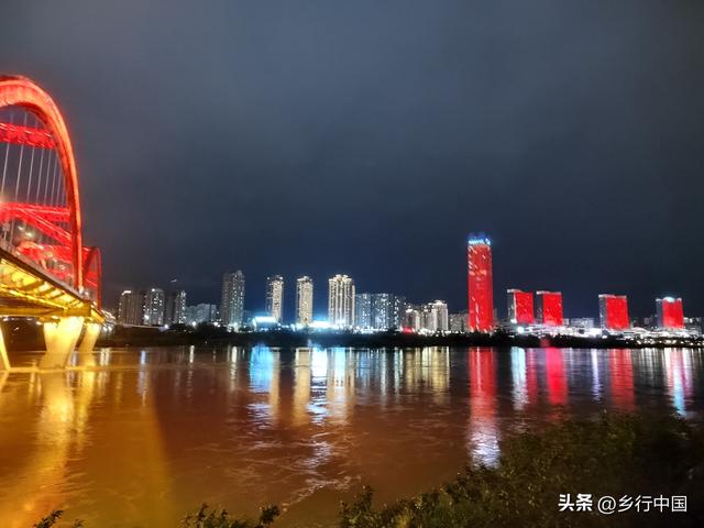 国庆预热！“三国之源 潮起顺庆”演唱会后“跟着陈寿写三国”建议