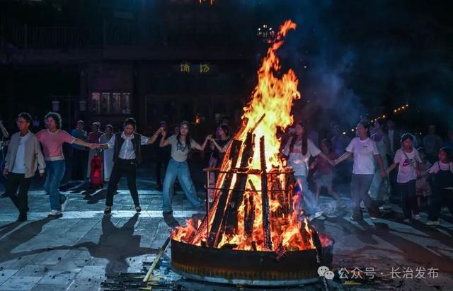 奔腾的中国：2025国庆中秋长假出行消费报告
