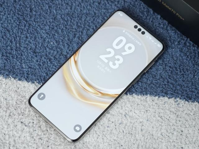 新旗舰销量战报出炉：小米、华为、OPPO，三足鼎立？