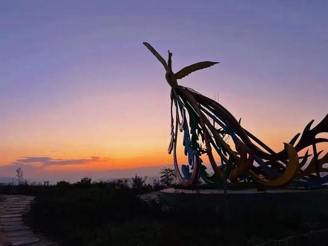 从晨风到星光，在临夏邂逅夏日“小确幸”