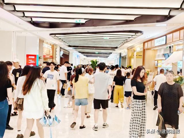 快 到 建 邺 来