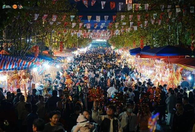 佛山元宵，不止行通济！