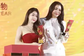 恭喜Faye & Yoko 荣获“文化娱乐奖”图片