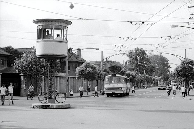 美国游客1983年中国行 少见的开平街景