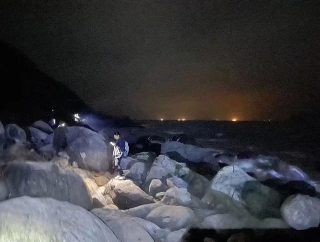 蔡磊失联后续：遗体疑找到，被曝死状凄惨，挂在半山腰，家属发声