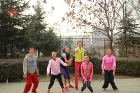 从小可爱到大球星！郑钦文电子档案入藏市档案馆图片