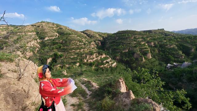 山西深度游—吕梁碛口李家山村