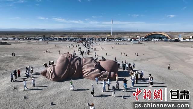 戈壁藏景，烟火引客，瓜州文旅玩出“新花样”