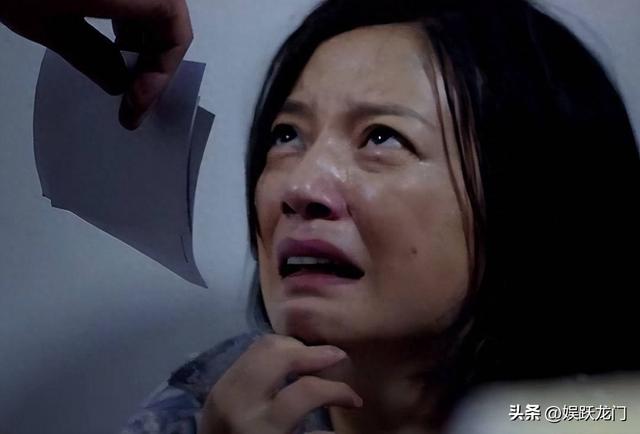 小燕子安好！赵薇封杀4年近况曝光，同名制片人病逝闹乌龙事件！