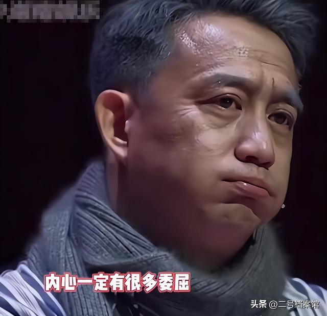 无妻无子，身价过亿，当了一辈子老好人的何炅，终究撕下了"伪装"