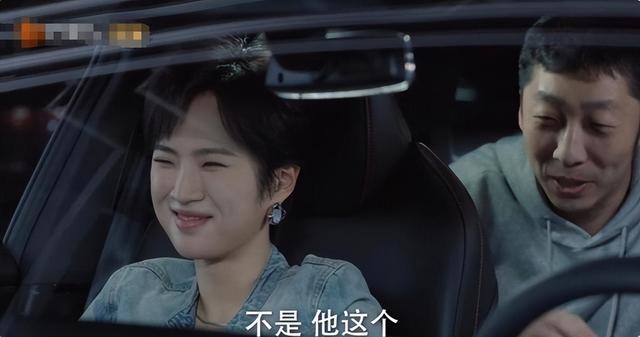 收手吧！资本家的“丑孩子”，笑的比哭还难看，别霍霍观众眼睛了