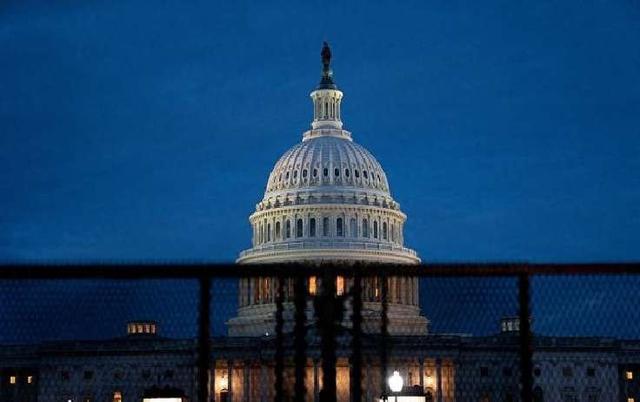 美媒：中国真该谢谢特朗普，美国这下搞不好要成“香蕉共和国”了