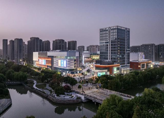 杭州人厉害了！比“银泰”更好的商场，在杭州出现了