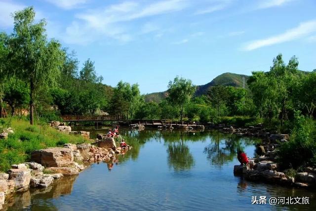 秋意正浓！是时候来石家庄平山开启一场秋日徒步了