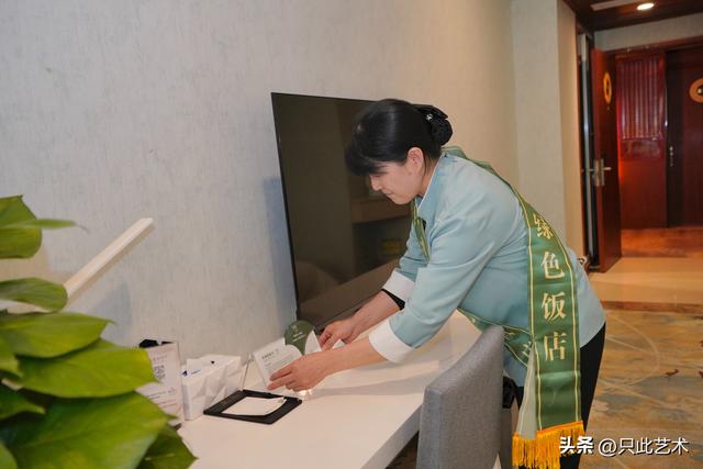 坚持绿色管理，倡导绿色消费 南京高楼门饭店“降碳”思维活跃