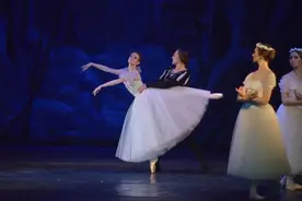 小编喊你来看剧！芭蕾舞剧《胡桃夹子》和你相约浪漫冬夜图片