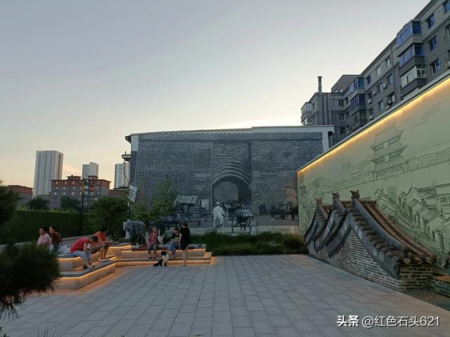 你会在某一个时刻，看到平行时空的自己吗？