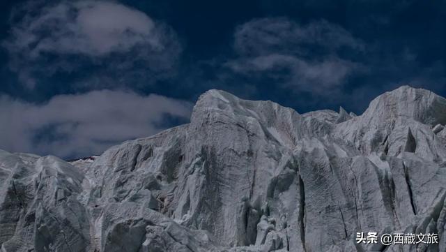 震撼！展琼冰川的万年冰舌颜值太高了！看过此生无憾！
