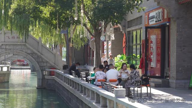 等一场天籁 先逢七里诗意——从黄河楼到奥体的浪漫位移
