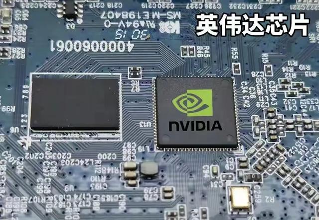 从被霸凌到预判50万亿市场！黄仁勋：AI时代，不拼知识存量