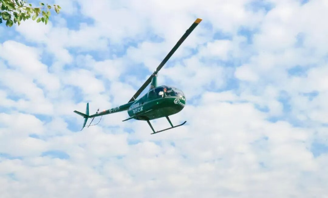 “环两江”号游艇启航，南海解锁“海陆空”全域文旅新体验