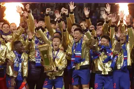 2023中国足协杯：上海申花队夺冠图片