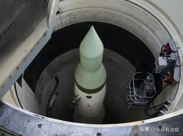 中美俄核弹头数量差距断崖：俄4380枚，美3748枚，中国令人意外