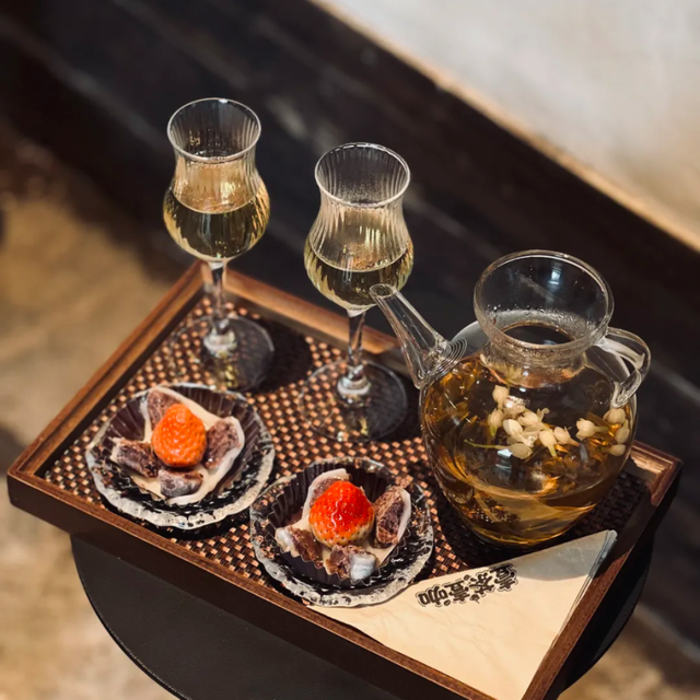 在城市中轴，漫步千年繁华，邂逅人间烟火！