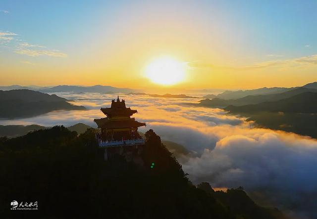 陇上仙境何处寻？秦州李子园——云海、森林与千年乡愁的清凉秘境