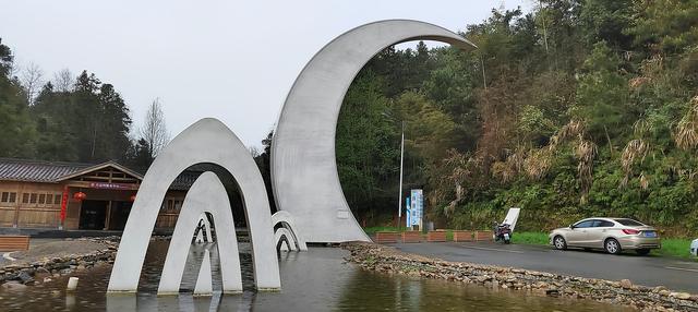 婺源月亮湾