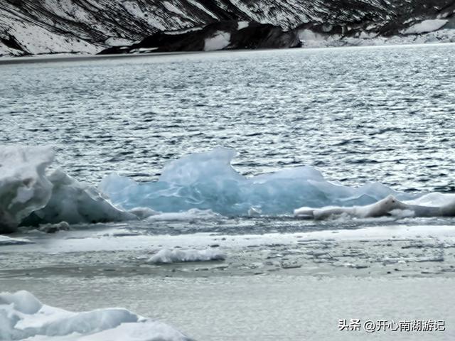 喀什经317到成都，边坝-洛隆，看祥格拉冰川，登顶观三色湖