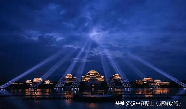双节汉中兴汉胜境超热闹，快冲→