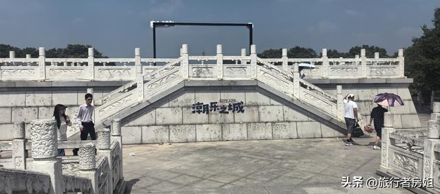 天下奇观钱塘江潮，为了看你一眼我们竟然等了近两个小时
