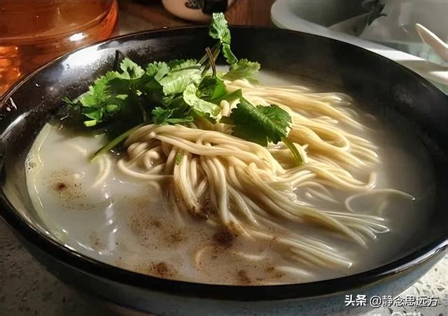 去了趟江苏盐城，真心建议：不要随便去盐城，除非你有一个好胃口