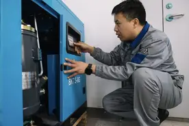 第一批沉迷赶海视频的中产，开始看电工破案了图片
