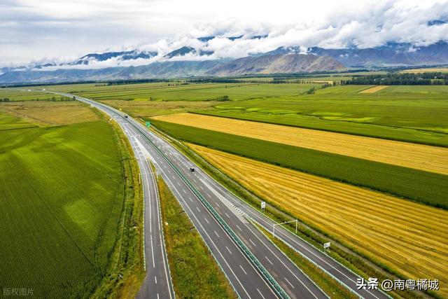 新疆又一条“旅游”公路来了！长215公里，沿线海拔1500～3400米