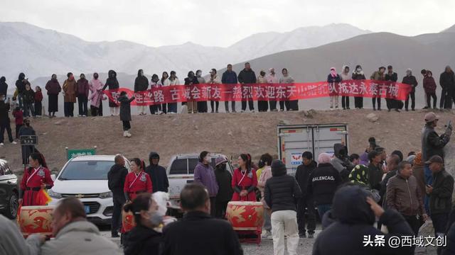 特稿｜驼铃声声传古韵 丝路古城燃篝火 张耀宇/文 焦庆祖/图