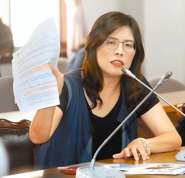 事关两岸的大日子还有一天，想来大陆的郑丽文，收到国台办的回复