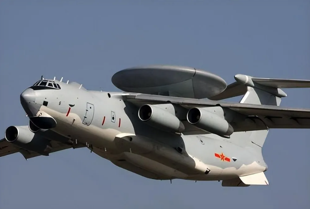 战争一旦爆发，中国3000架飞机根本上不了场？俄专家讲出了真相