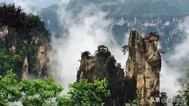 鹞子寨:张家界绝壁之巅的惊魂盛宴