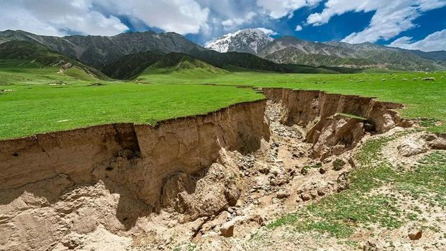 国家一级草场：新疆和田策勒亚门牧场