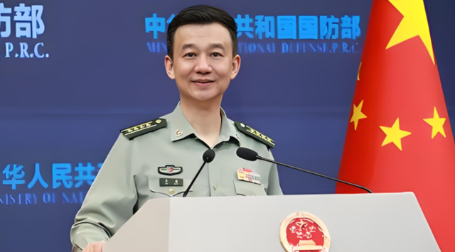 美国国防部长谈论中美开战：10艘航母对上中国，20分钟后美军全灭